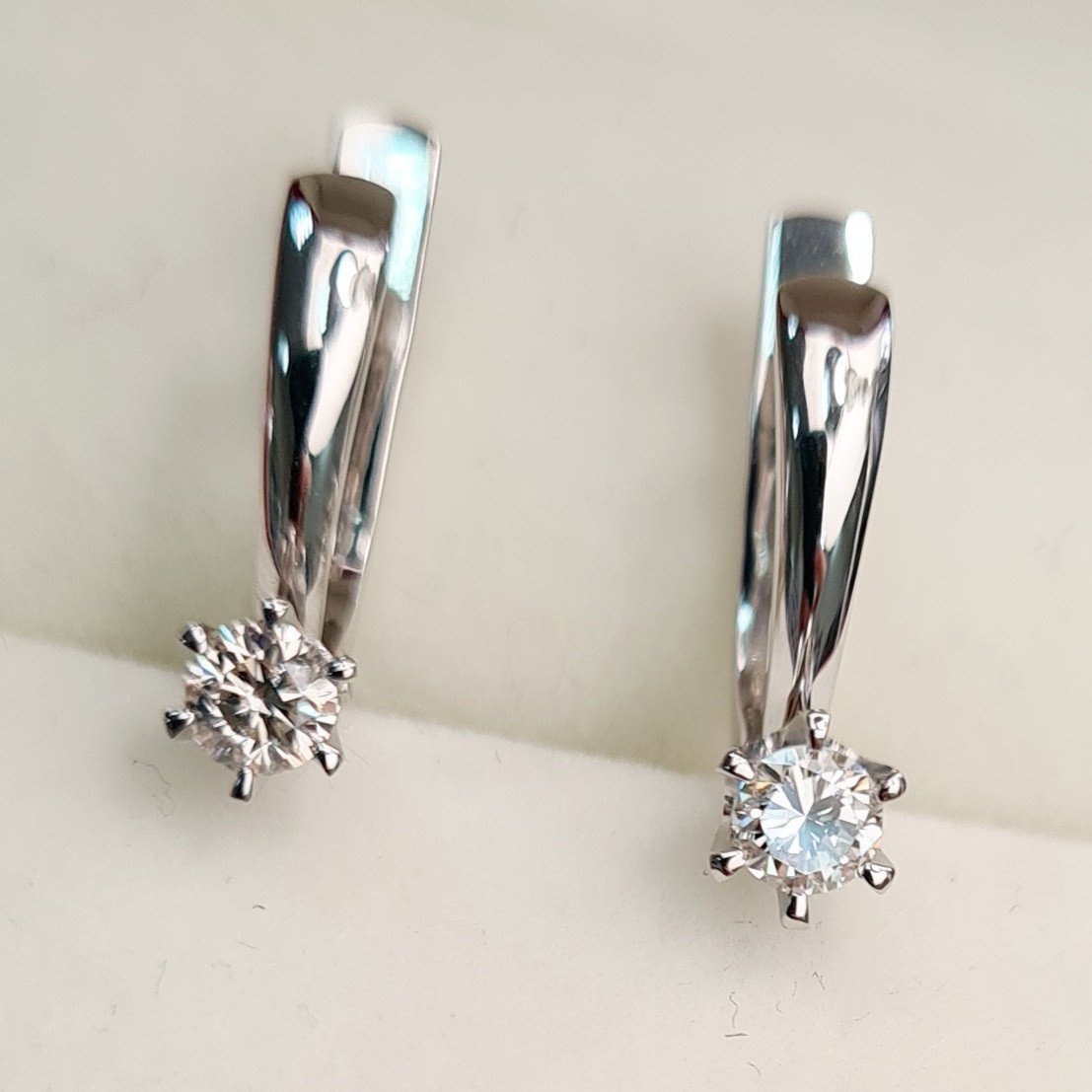 Серьги Deimantas 85386224 3,12гр 0,40ct. купить,NaN