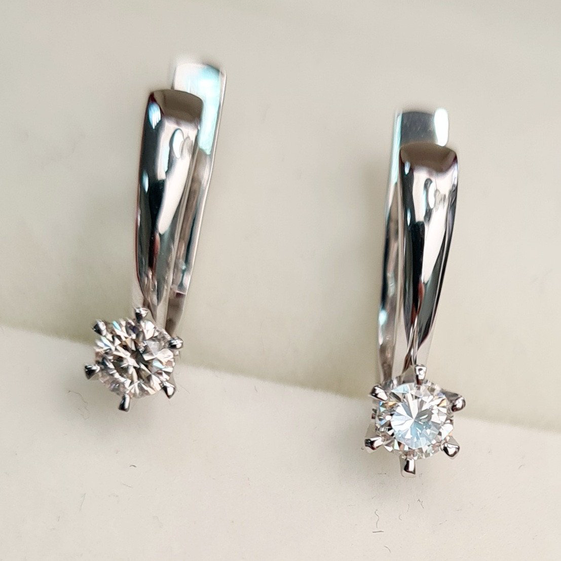 Серьги Deimantas 85386224 3,12гр 0,40ct. купить,NaN