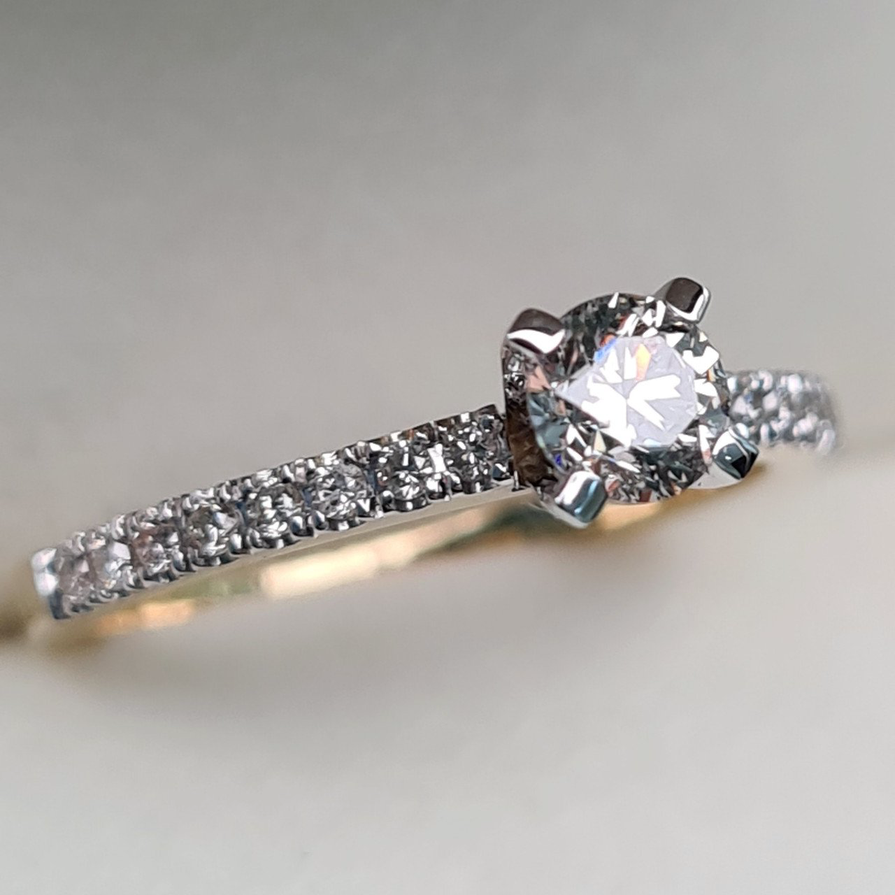 Кольцо Deimantas 96293209 16,5р 2,2гр 0,48ct. купить,NaN