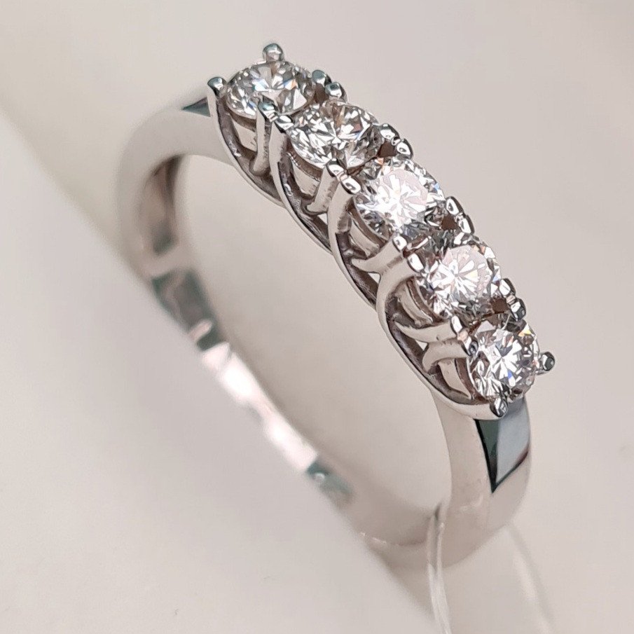 Кольцо Deimantas 85385928 16,5р 2,41гр 0,50ct. купить,NaN