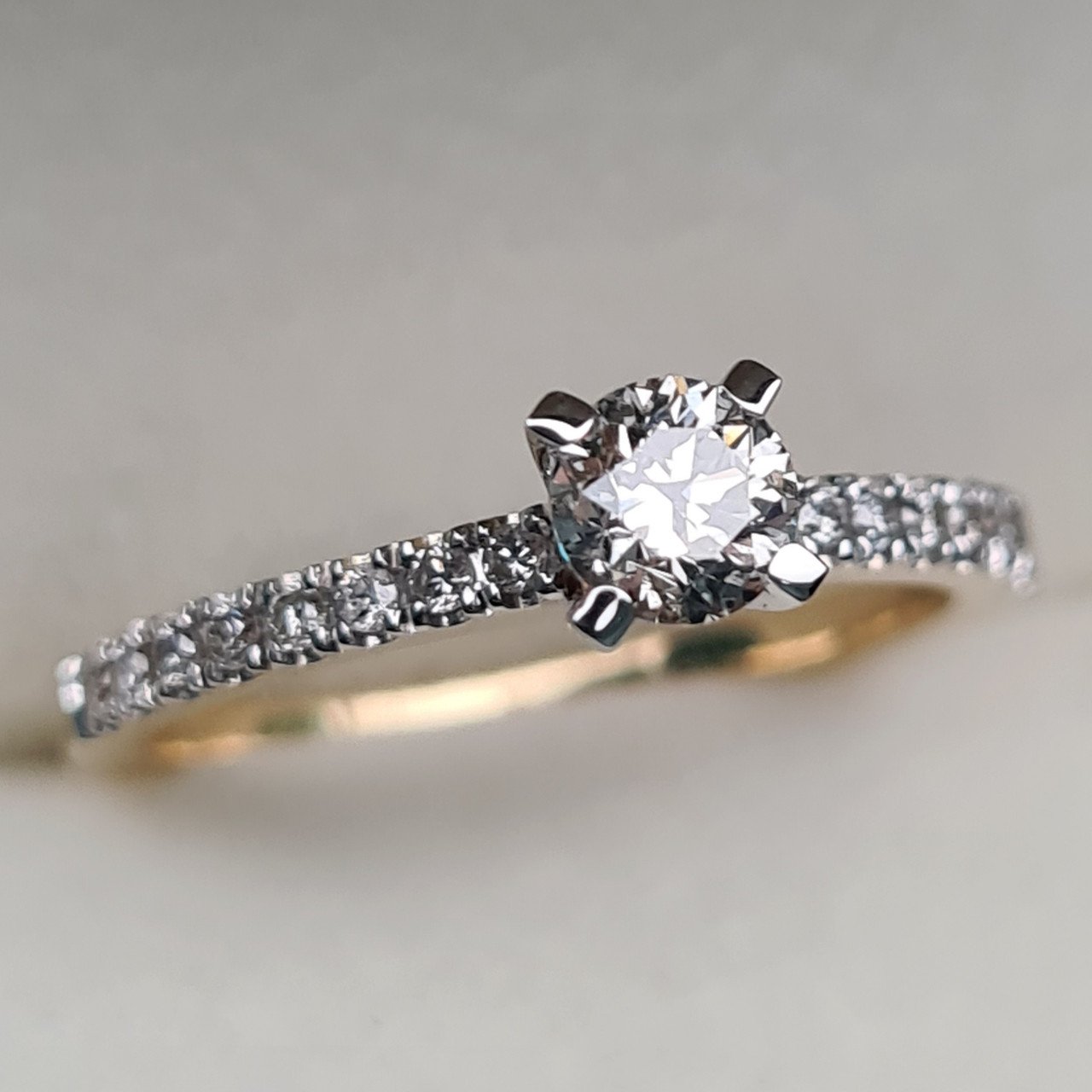Кольцо Deimantas 96293209 16,5р 2,2гр 0,48ct. купить,NaN