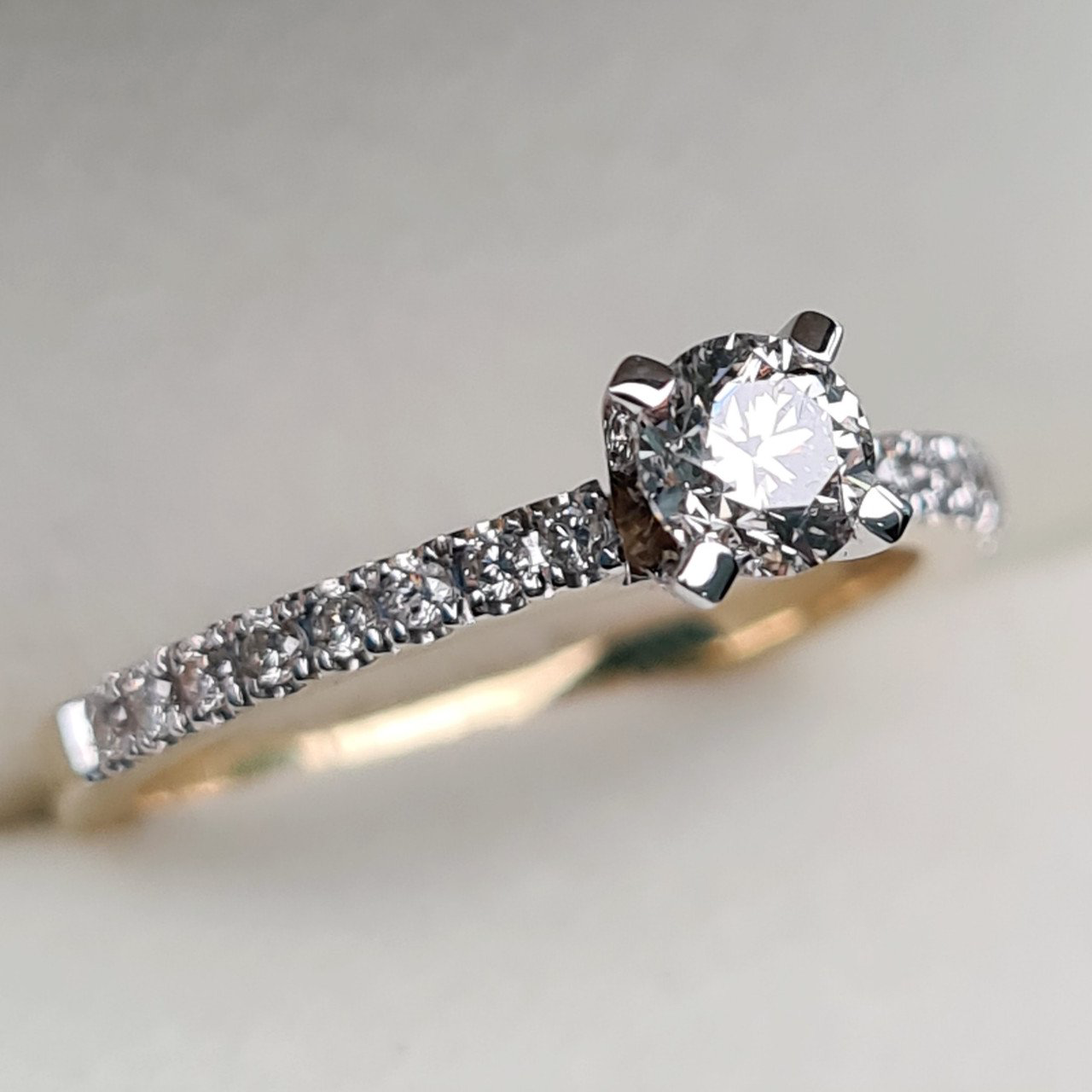 Кольцо Deimantas 96293209 16,5р 2,2гр 0,48ct. купить,NaN