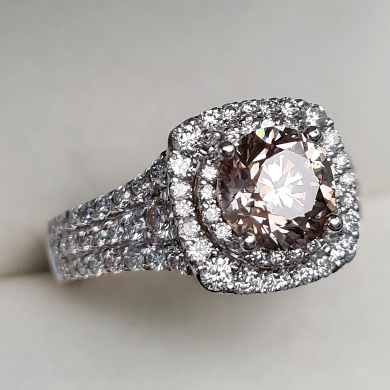 Кольцо Deimantas 94646599 16,5р 5,97гр 2,47ct. купить,NaN