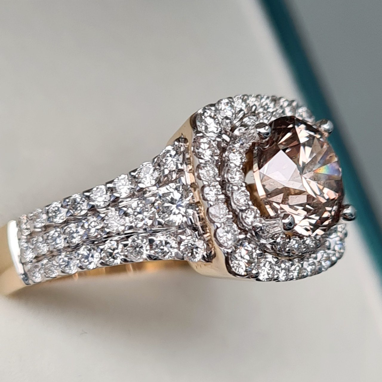 Кольцо Deimantas 94646599 16,5р 5,97гр 2,47ct. купить,NaN