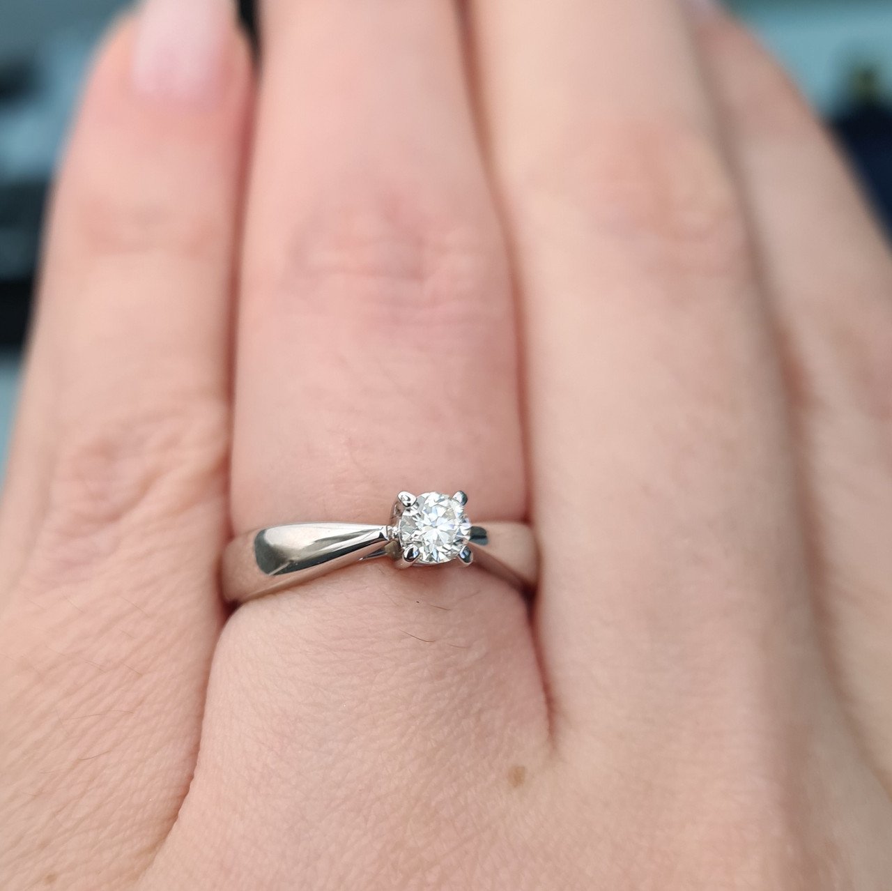 Кольцо Deimantas 85837076 16,5р 3,05гр 0,20ct. купить,NaN