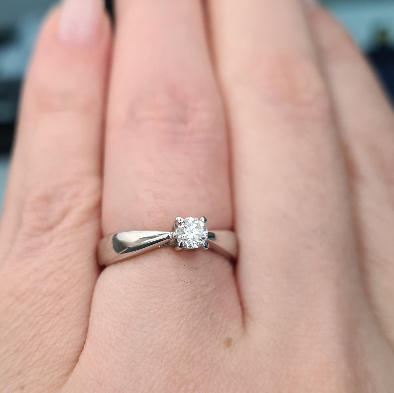 Кольцо Deimantas 85837076 16,5р 3,05гр 0,20ct. купить,NaN