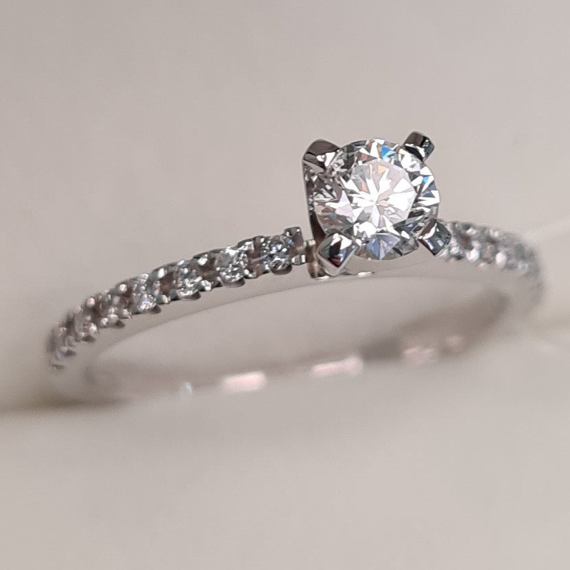Кольцо Deimantas 96322297 16,51р 1,65гр 0,50ct. купить,NaN