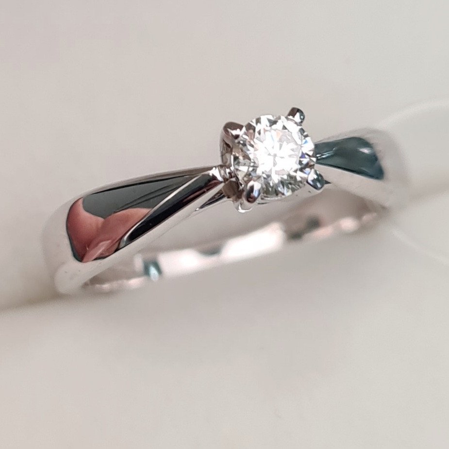 Кольцо Deimantas 85839735 16,5р 3,13гр 0,20ct. купить,NaN