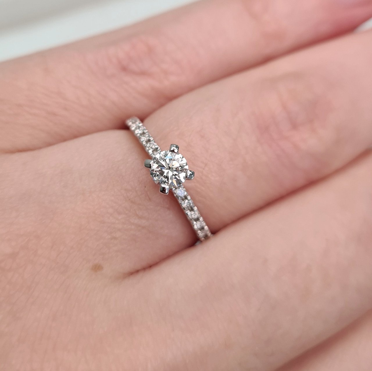 Кольцо Deimantas 96322297 16,51р 1,65гр 0,50ct. купить,NaN
