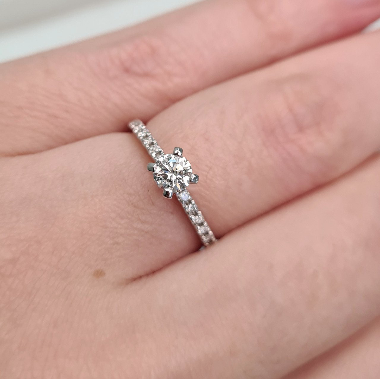 Кольцо Deimantas 96322297 16,51р 1,65гр 0,50ct. купить,NaN