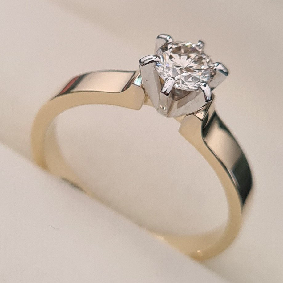 Кольцо Deimantas 87133385 16,5р 3,26гр 0,40ct. купить,NaN