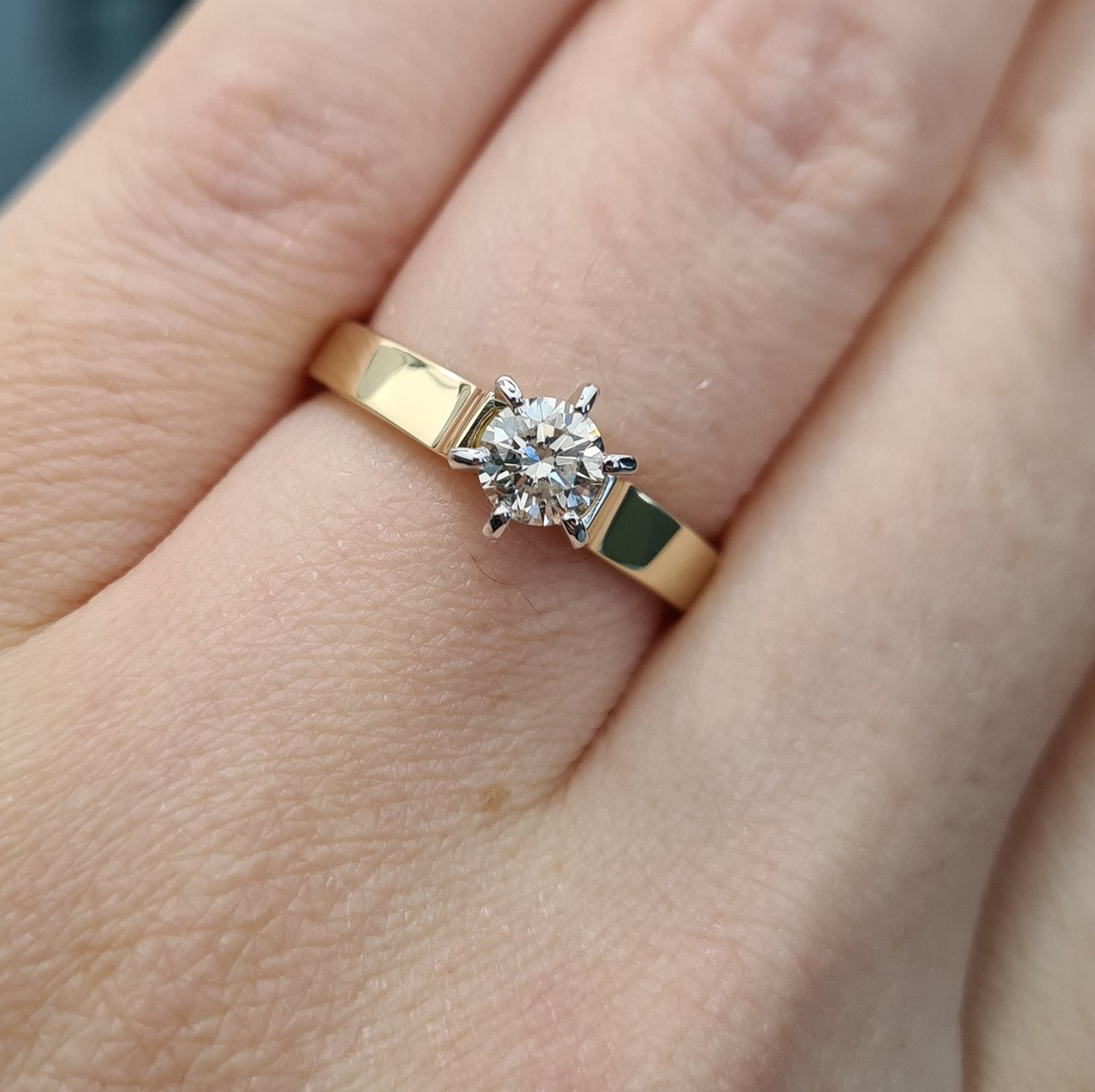 Кольцо Deimantas 87133385 16,5р 3,26гр 0,40ct. купить,NaN