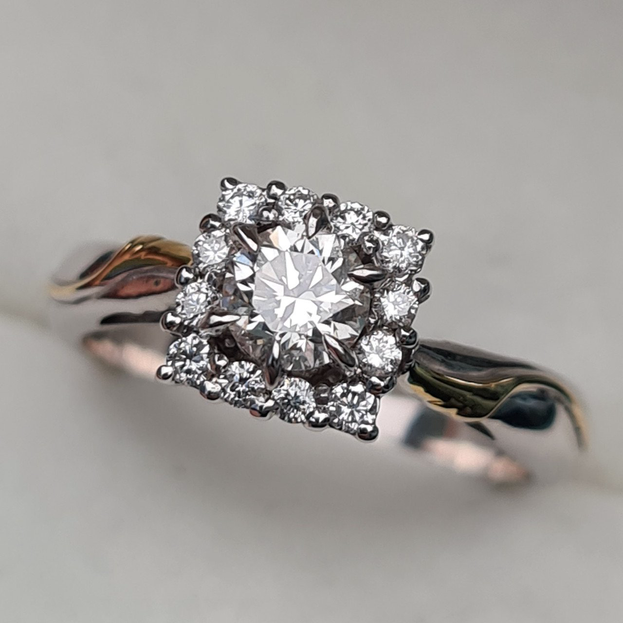 Кольцо Deimantas 94696053 16,51р 3,45гр 0,60ct. купить,NaN