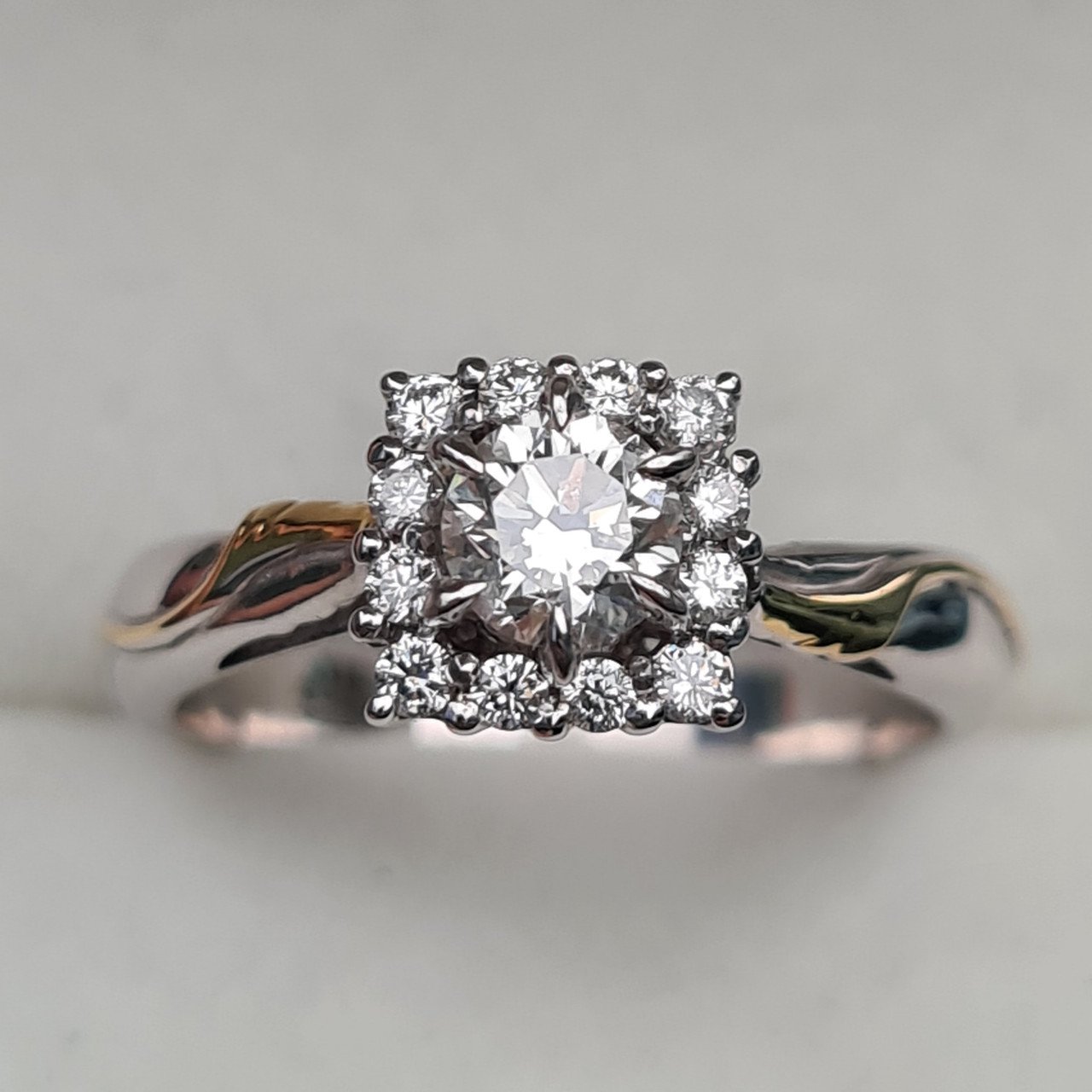 Кольцо Deimantas 94696053 16,51р 3,45гр 0,60ct. купить,NaN