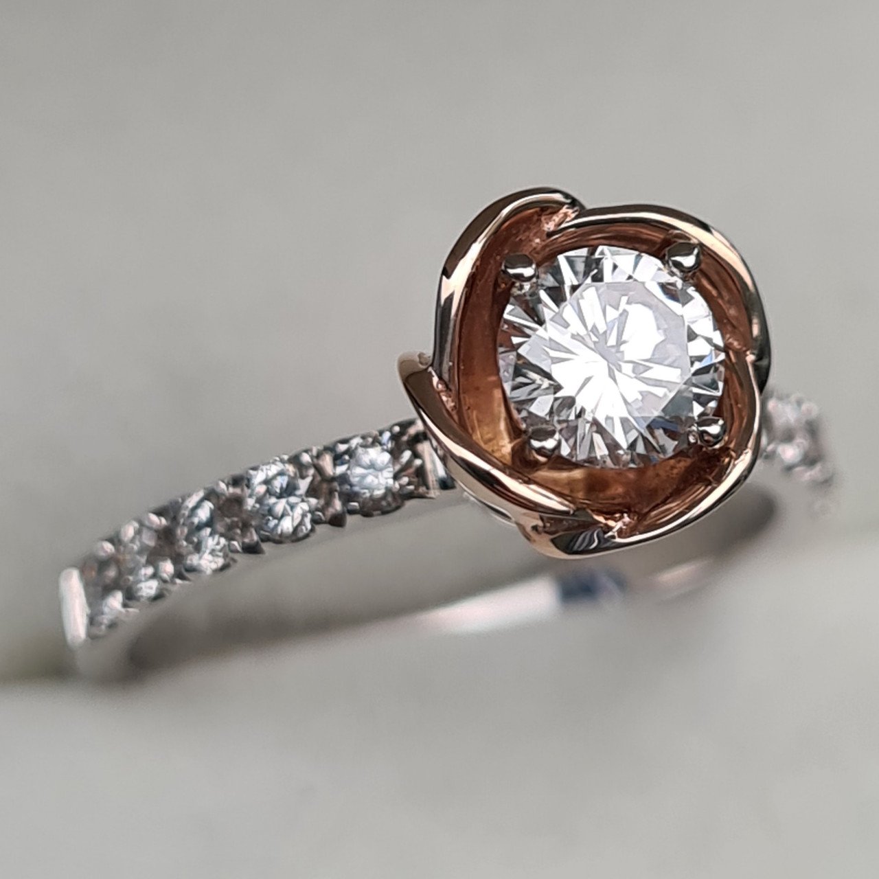 Кольцо Deimantas 94696085 16,5р 3,32гр 0,77ct. купить,NaN