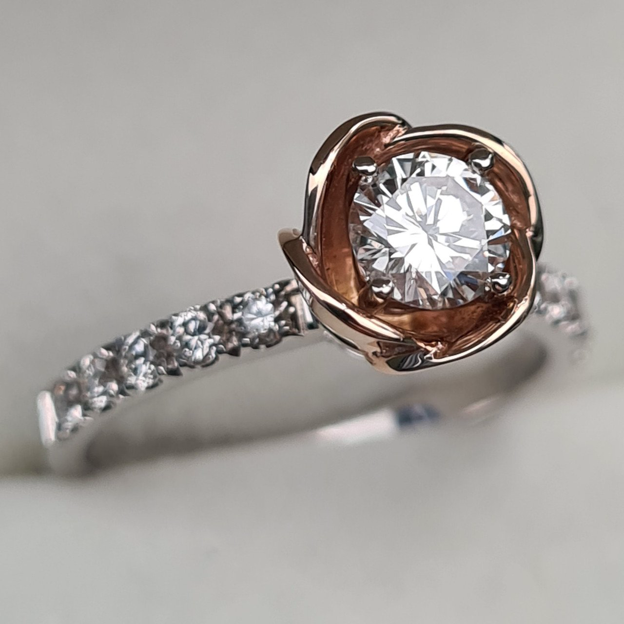 Кольцо Deimantas 94696085 16,5р 3,32гр 0,77ct. купить,NaN