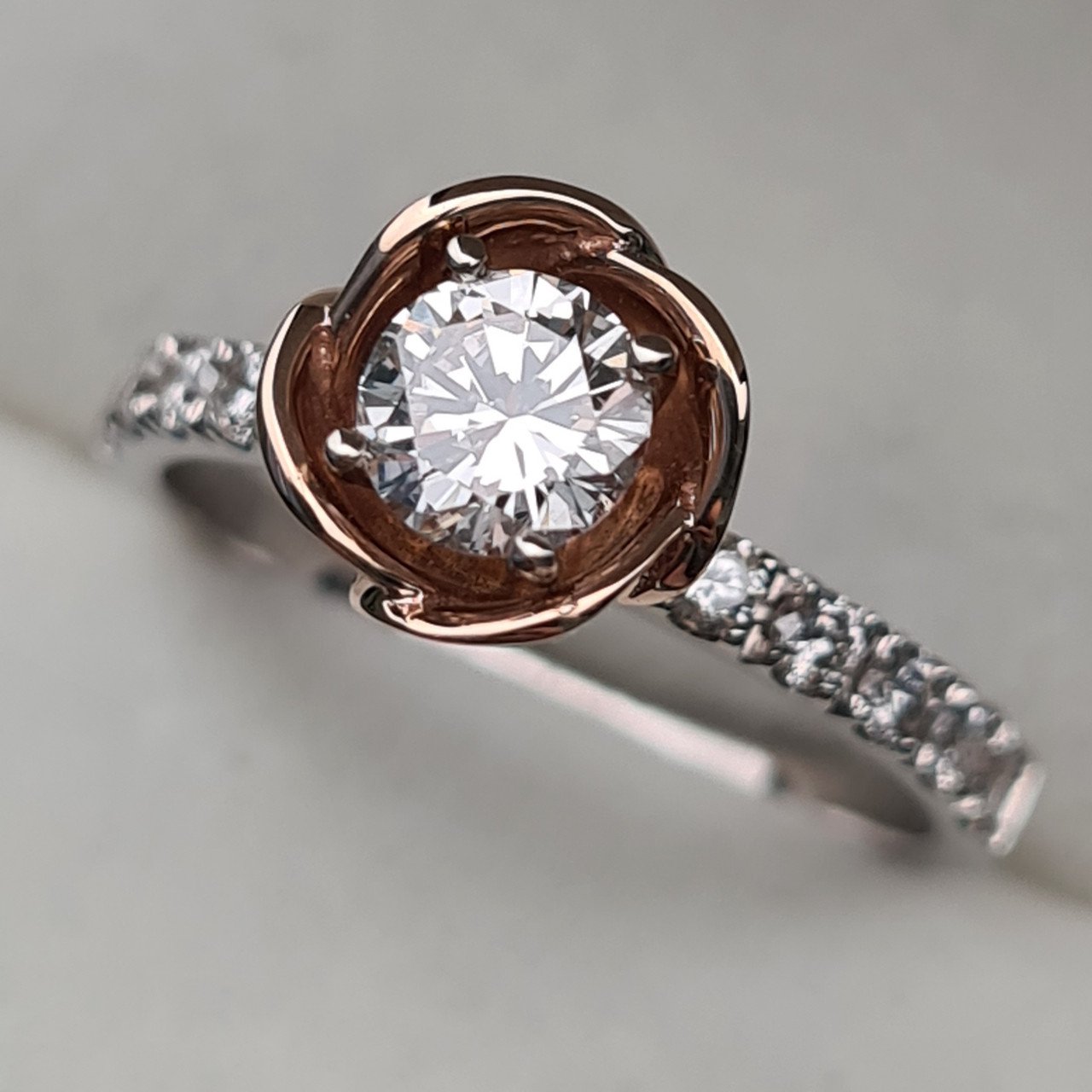 Кольцо Deimantas 94696085 16,5р 3,32гр 0,77ct. купить,NaN