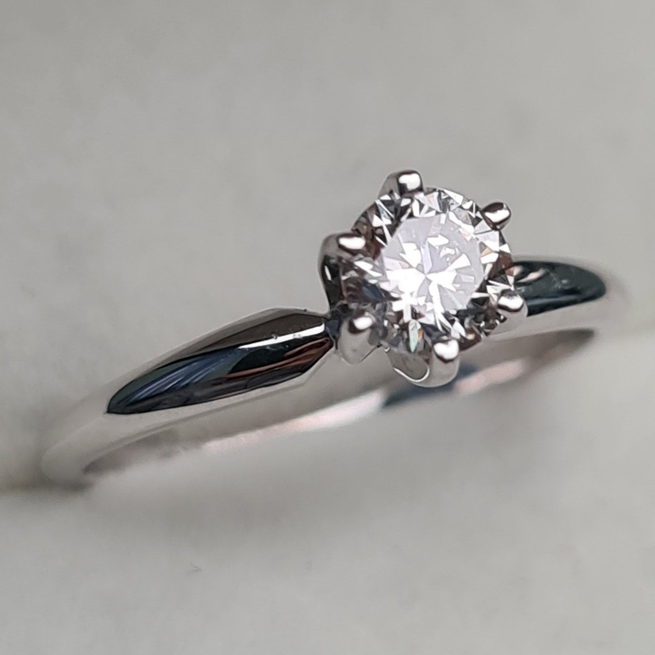 Кольцо Deimantas 94696095 16,5р 1,97гр 0,45ct. купить,NaN