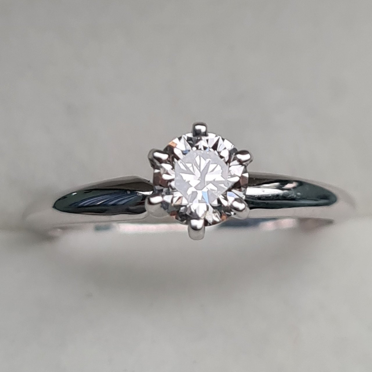 Кольцо Deimantas 94696095 16,5р 1,97гр 0,45ct. купить,NaN