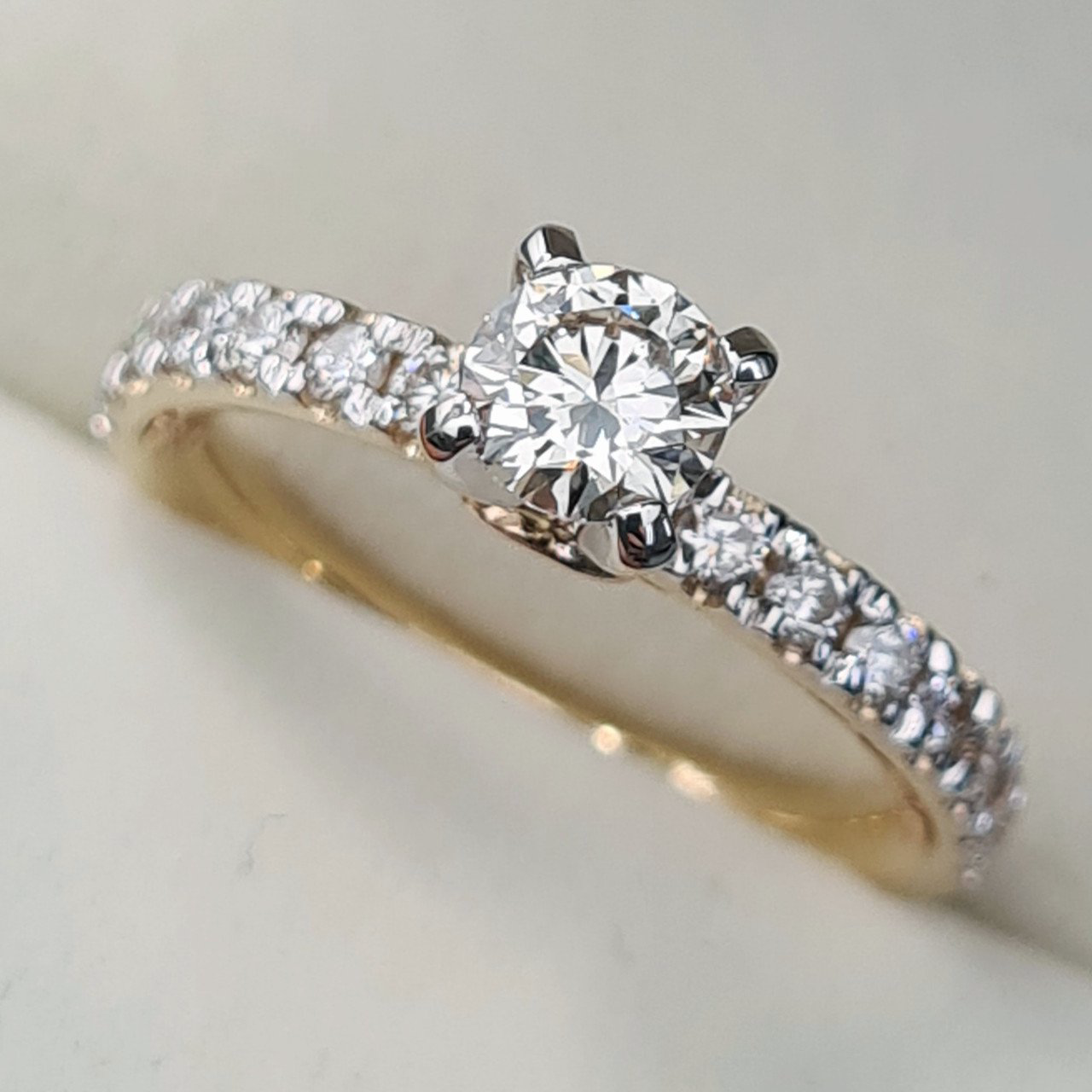 Кольцо Deimantas 87308356 16,5р 3,33гр 0,85ct. купить,NaN
