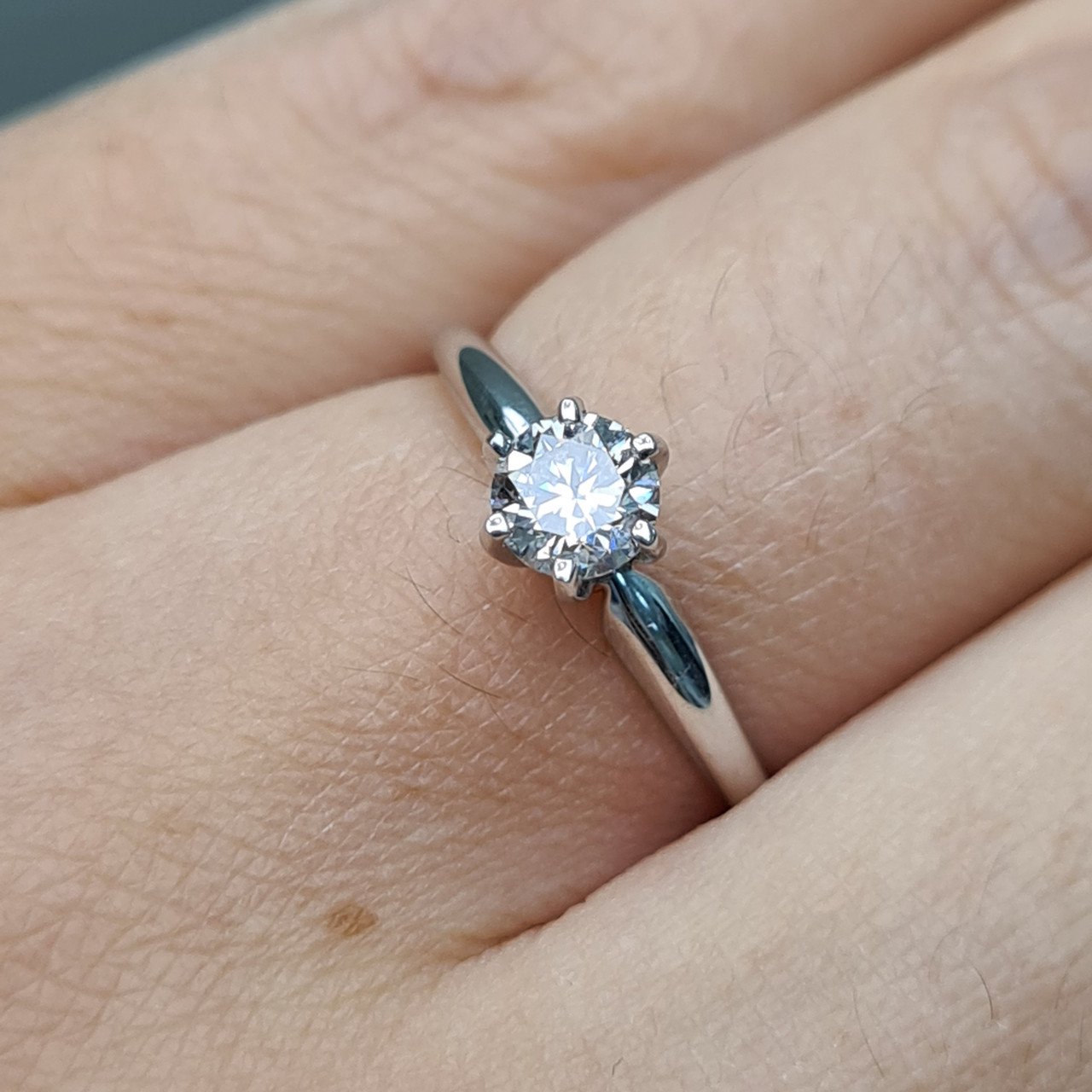 Кольцо Deimantas 94696095 16,5р 1,97гр 0,45ct. купить,NaN