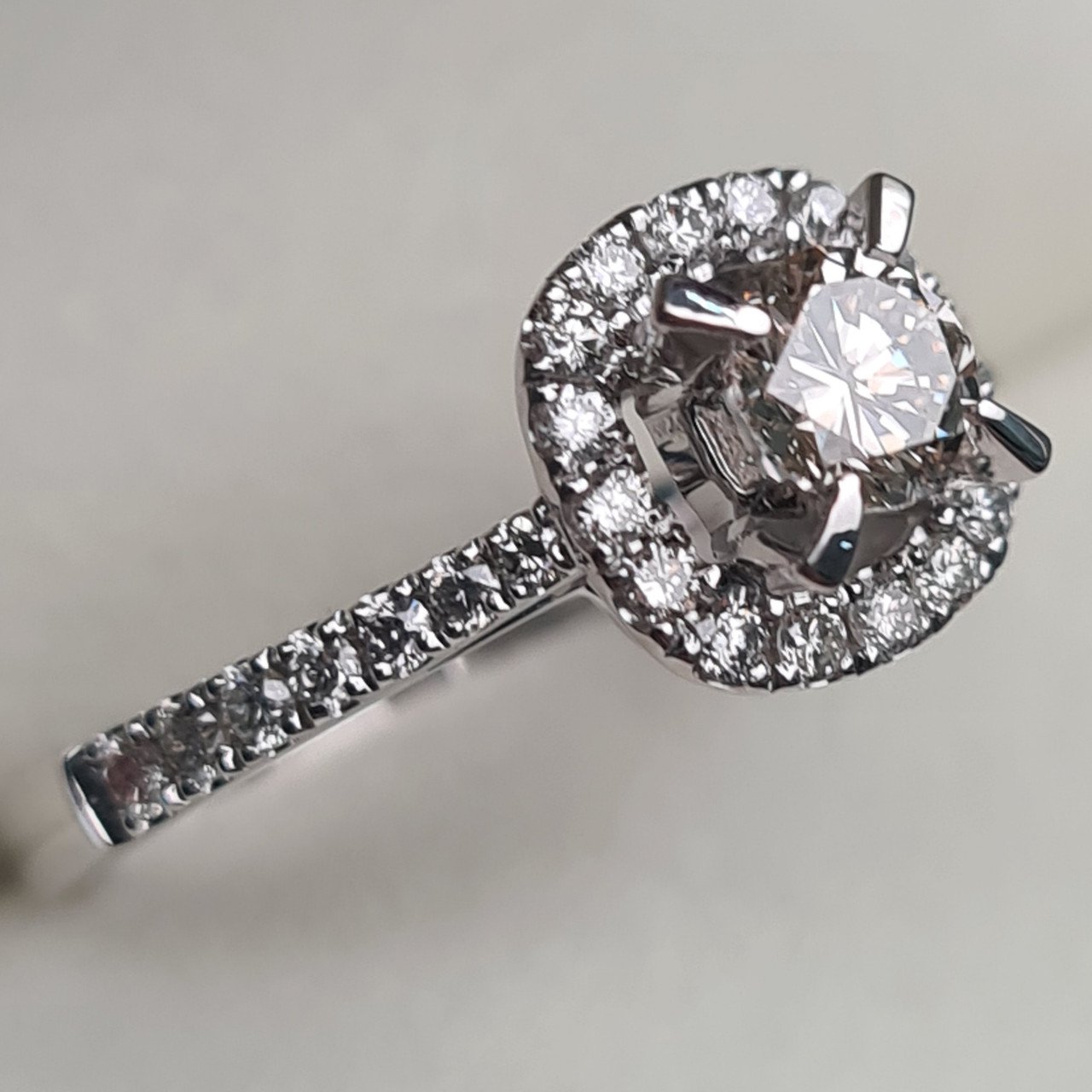 Кольцо Deimantas 96417576 18р 3,44гр 0,75ct. купить,NaN