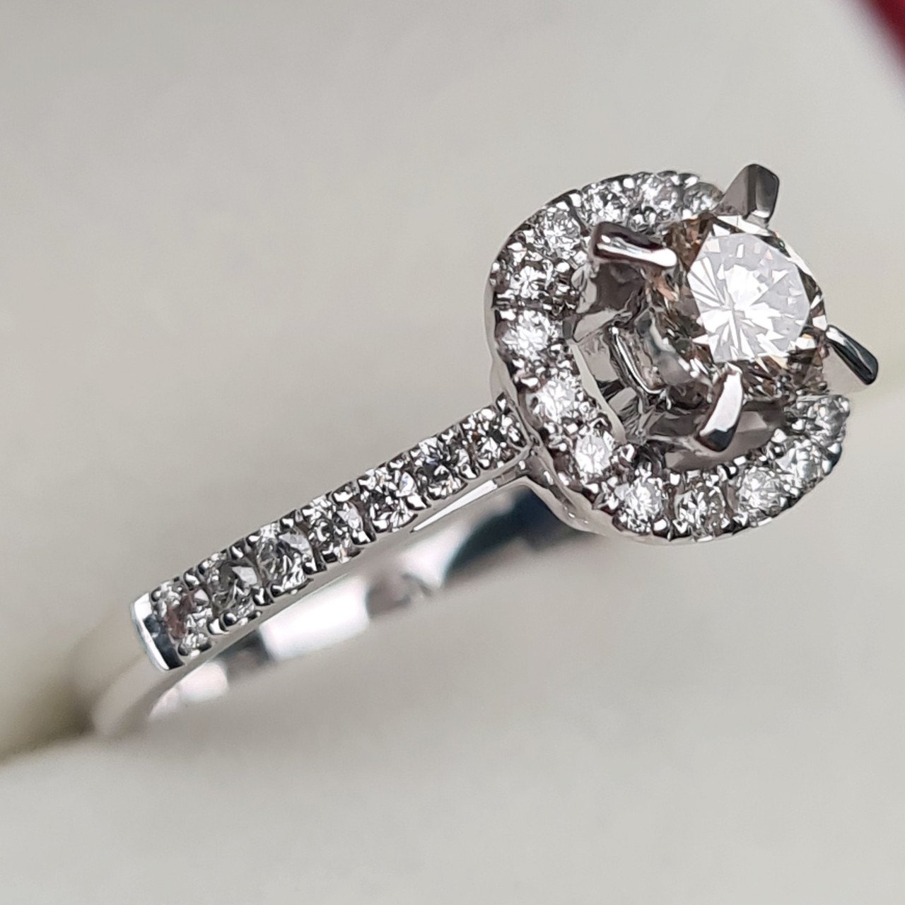 Кольцо Deimantas 96417576 18р 3,44гр 0,75ct. купить,NaN