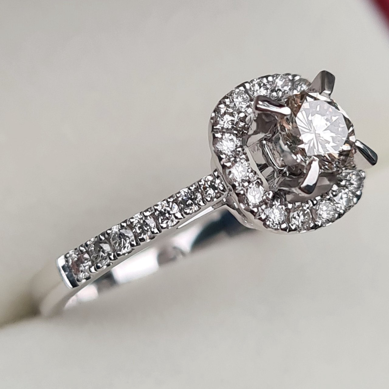 Кольцо Deimantas 96417576 18р 3,44гр 0,75ct. купить,NaN