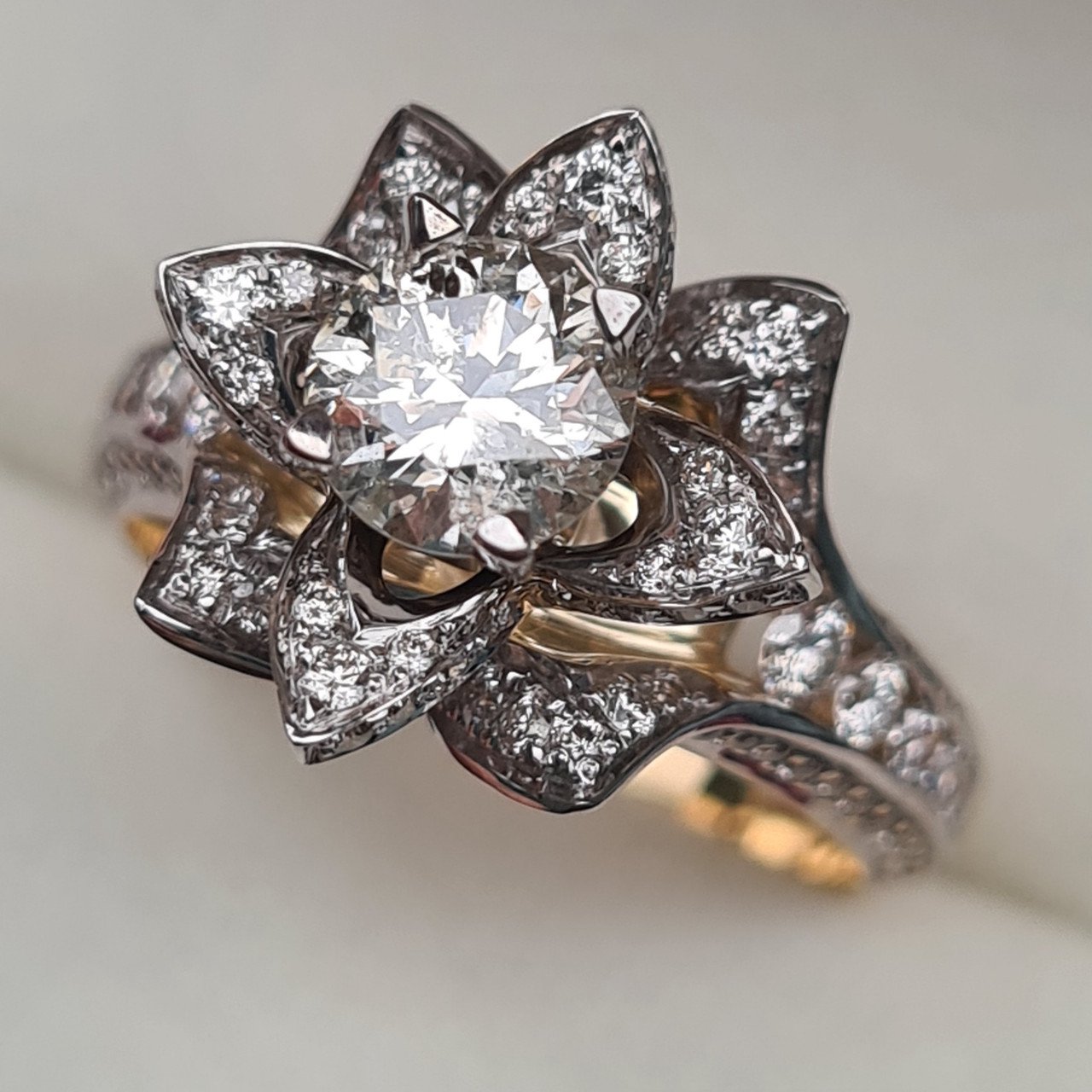 Кольцо Deimantas 96417635 17,5р 7,16гр 2,21ct. купить,NaN