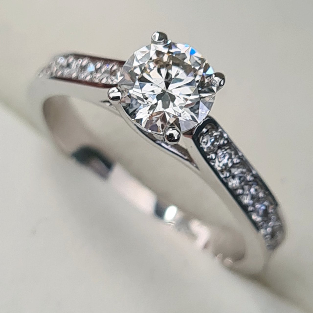 Кольцо Deimantas 87313035 16,5р 2,67гр 0,95ct. купить,NaN