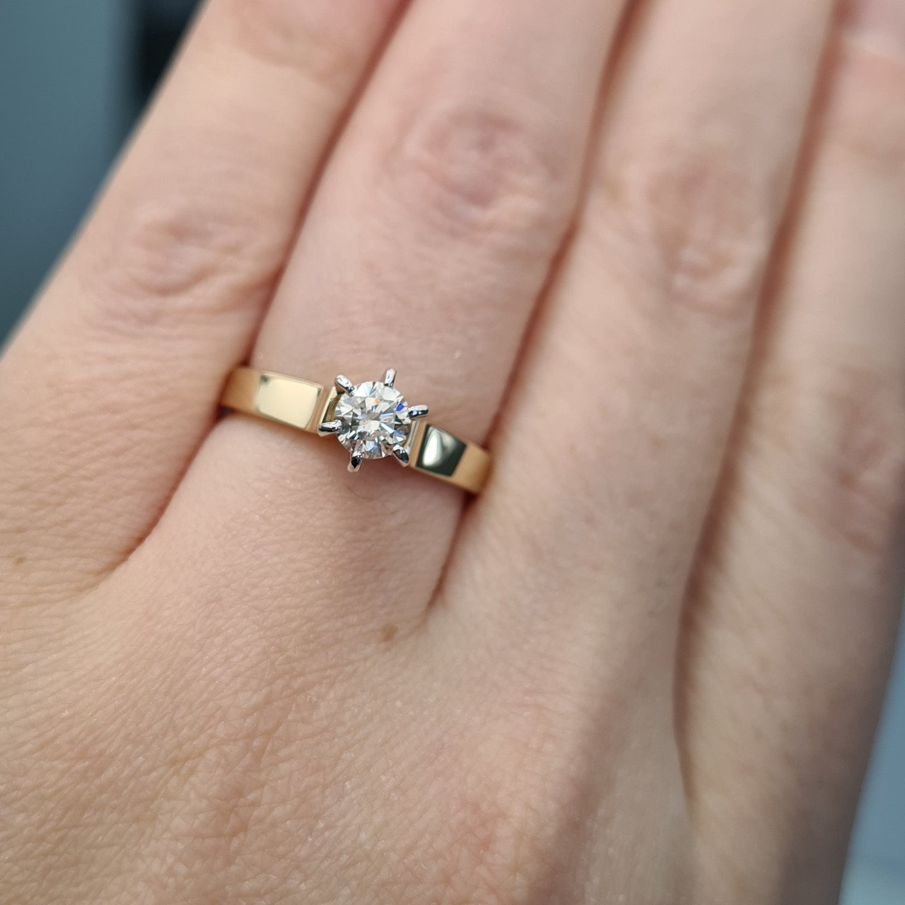Кольцо Deimantas 88678175 16,5р 3,38гр 0,30ct. купить,NaN