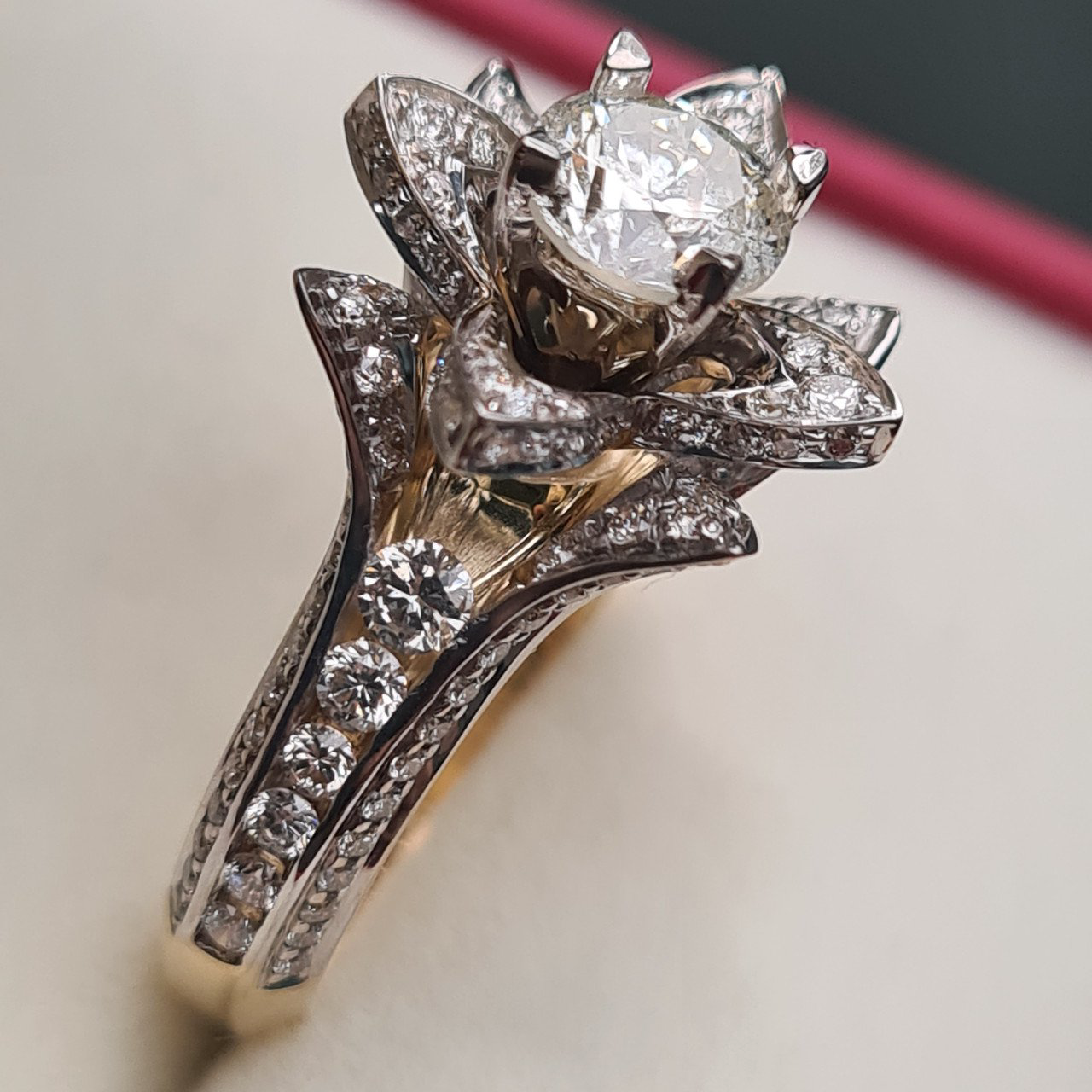Кольцо Deimantas 96417635 17,5р 7,16гр 2,21ct. купить,NaN
