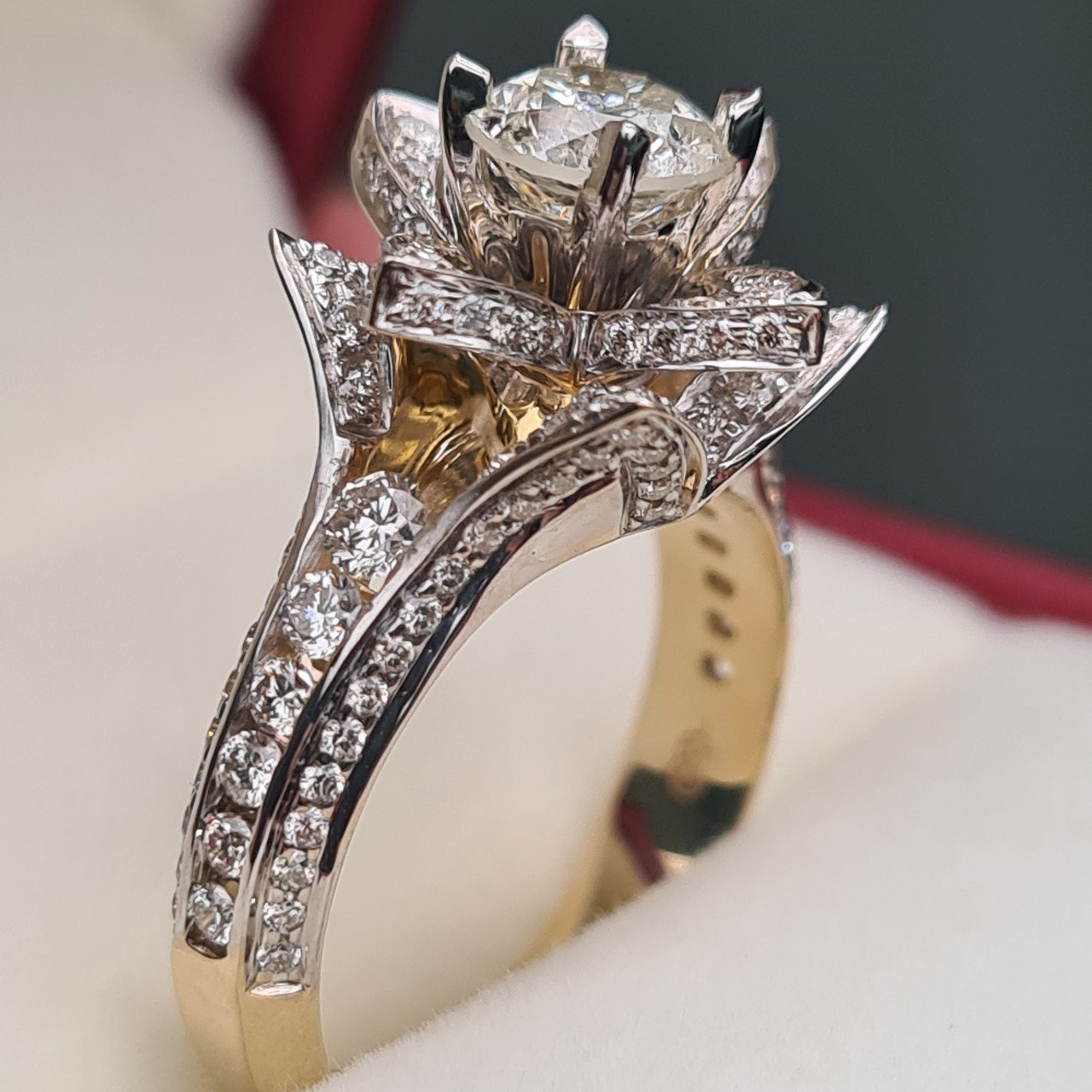 Кольцо Deimantas 96417635 17,5р 7,16гр 2,21ct. купить,NaN