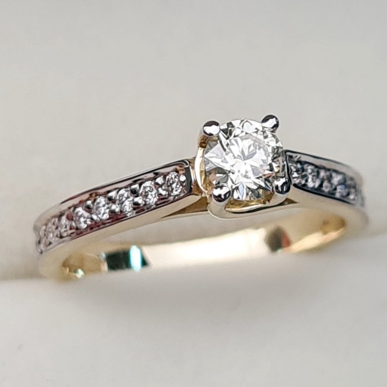 Кольцо Deimantas 88925644 16,5р 2,6гр 0,58ct. купить,NaN