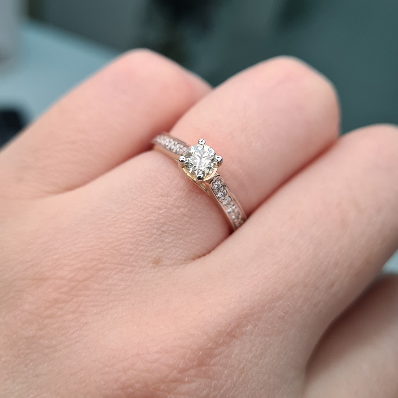Кольцо Deimantas 88925644 16,5р 2,6гр 0,58ct. купить,NaN