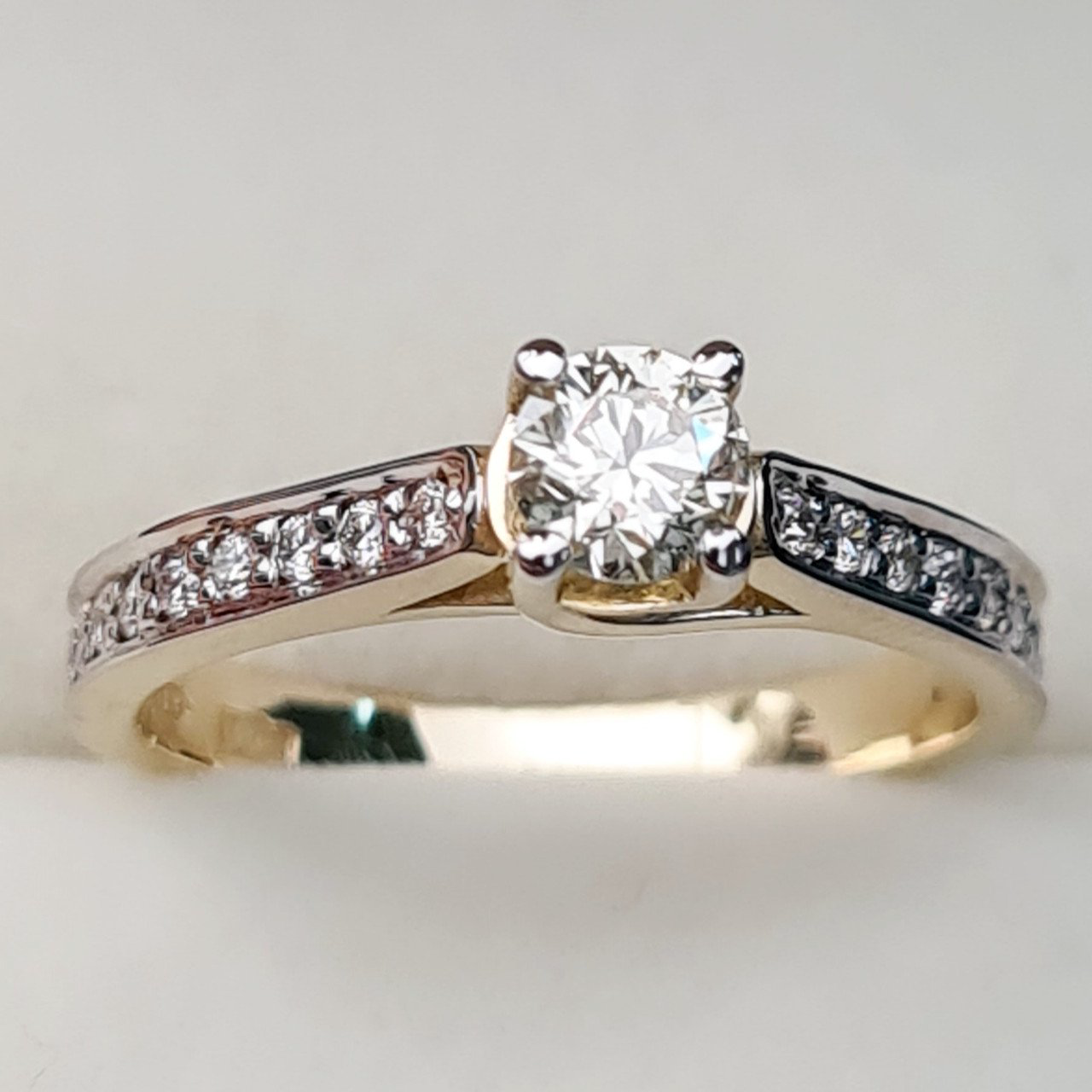 Кольцо Deimantas 88925644 16,5р 2,6гр 0,58ct. купить,NaN