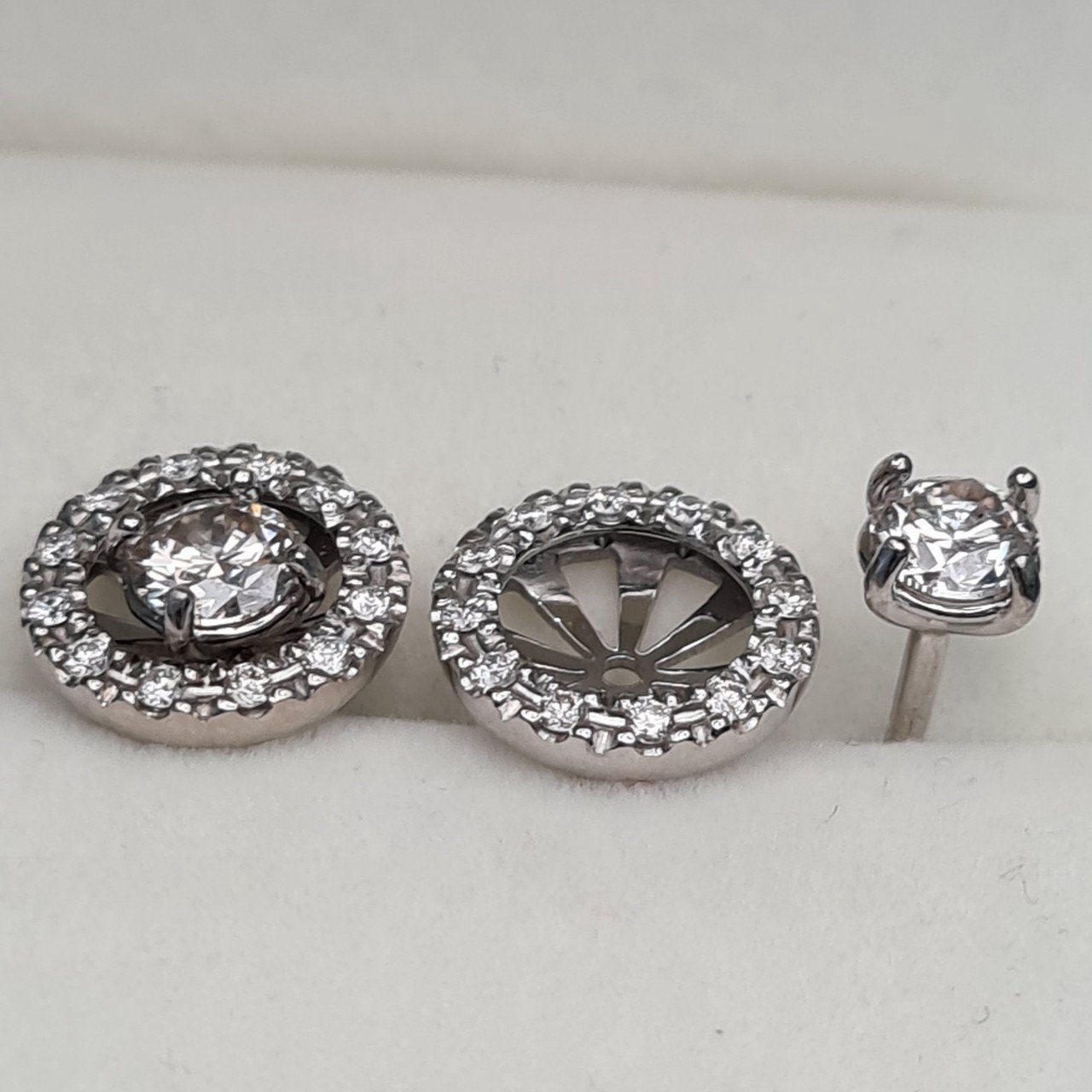 Серьги Deimantas 94696113 1,4гр 1,40ct. купить,NaN