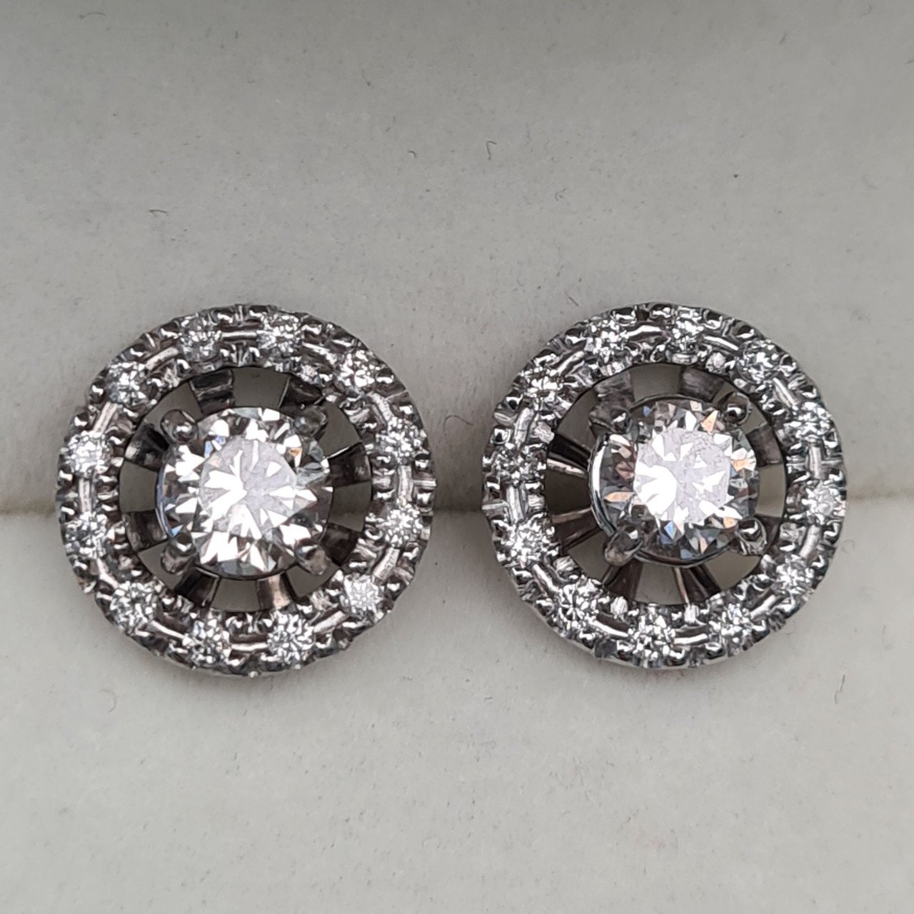 Серьги Deimantas 94696113 1,4гр 1,40ct. купить,NaN