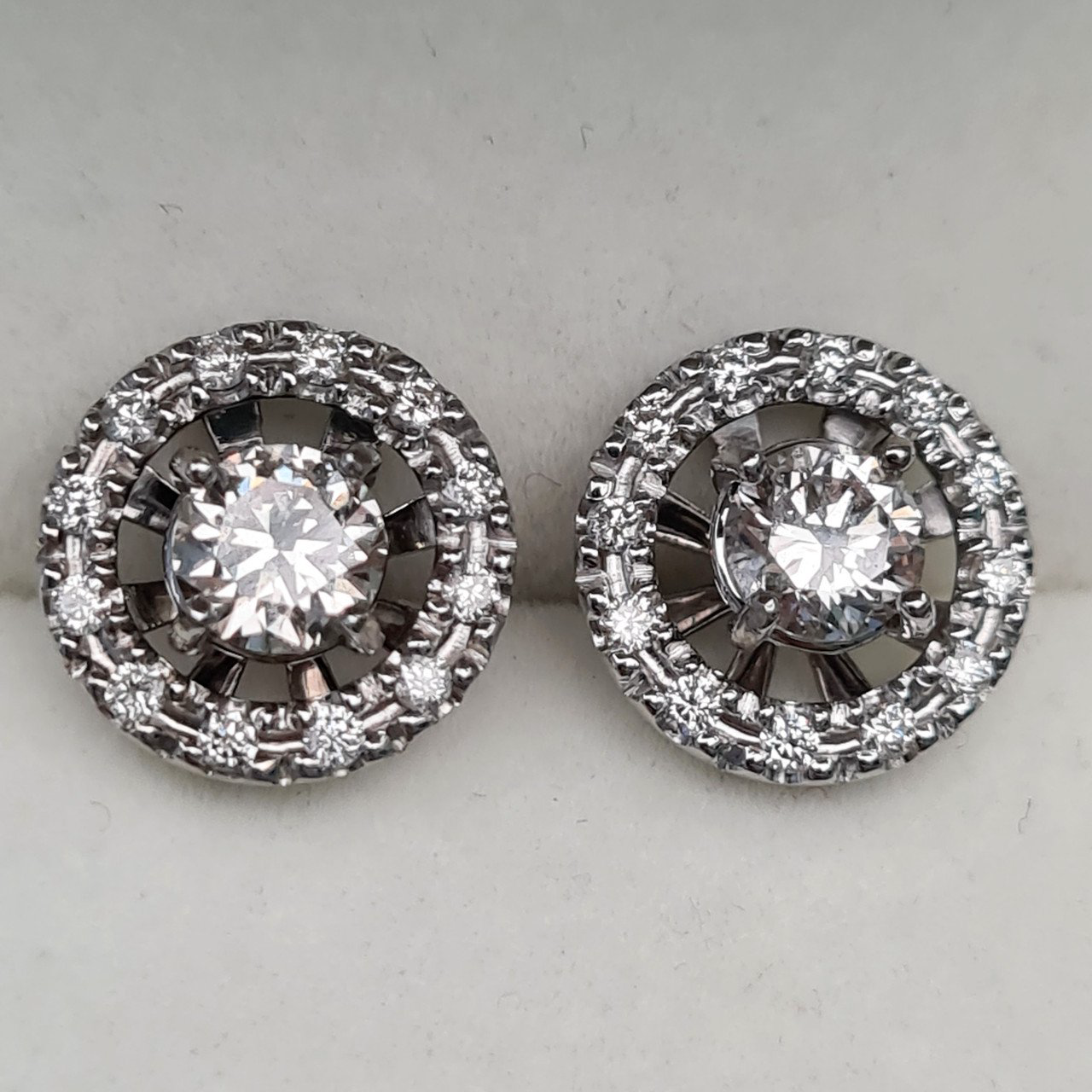 Серьги Deimantas 94696338 4,17гр 1,36ct. купить,NaN