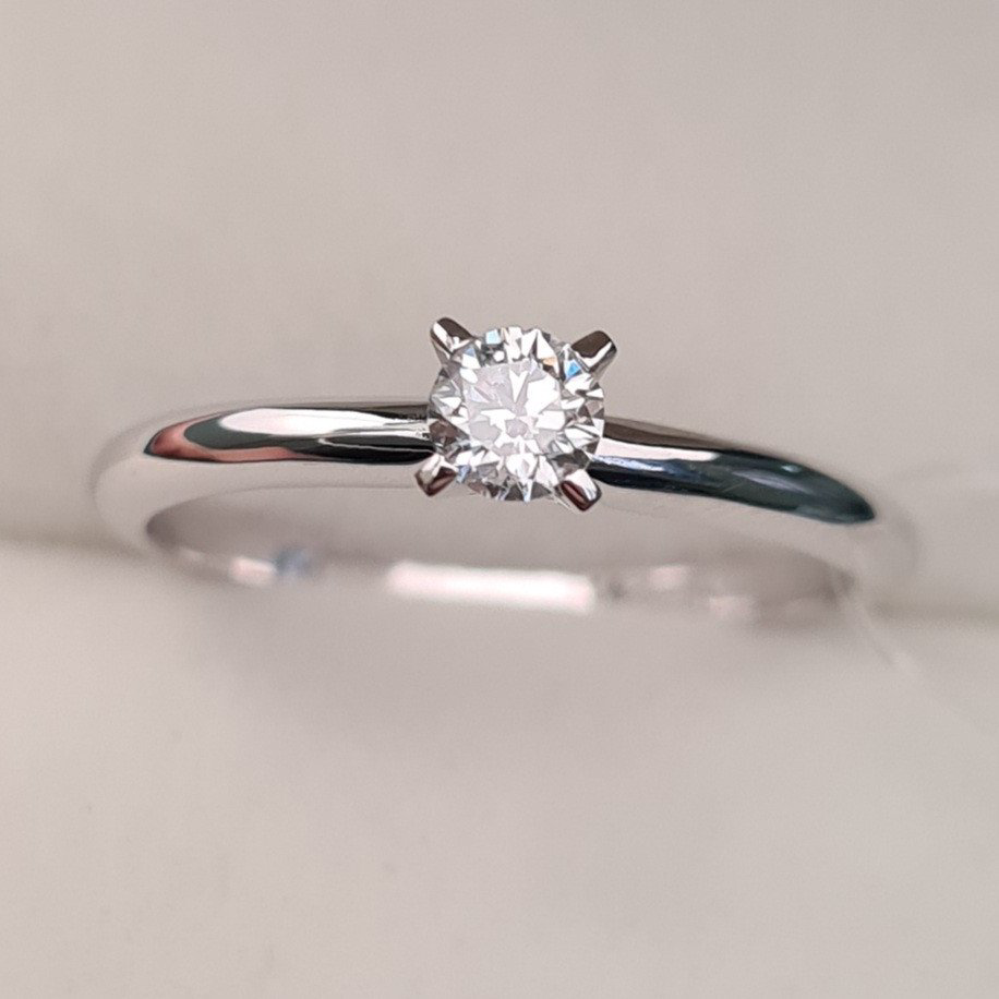 Кольцо Deimantas 96547384 17р 2,26гр 0,14ct. купить,NaN