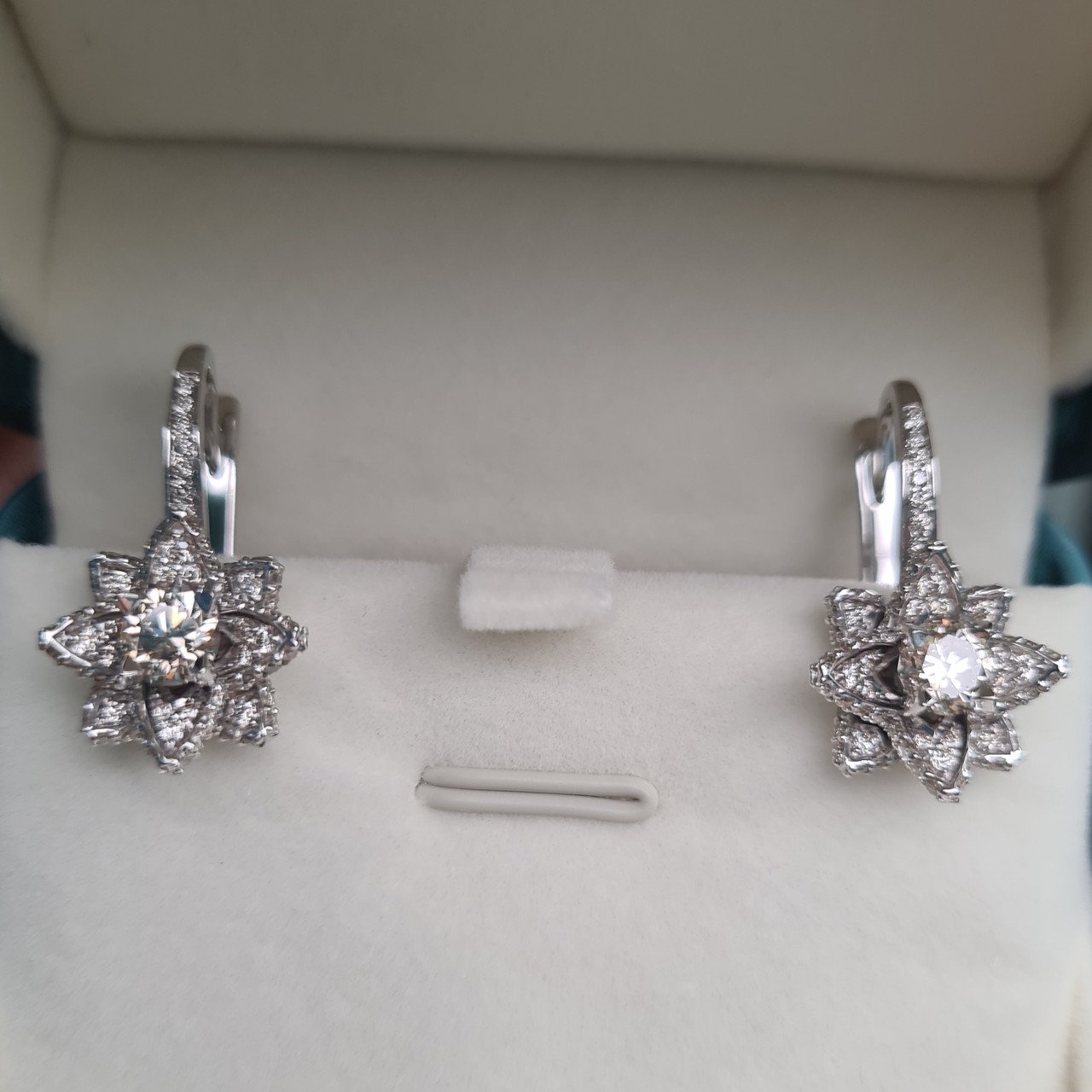 Серьги Deimantas 96417685 2,46гр 2,46ct. купить,NaN