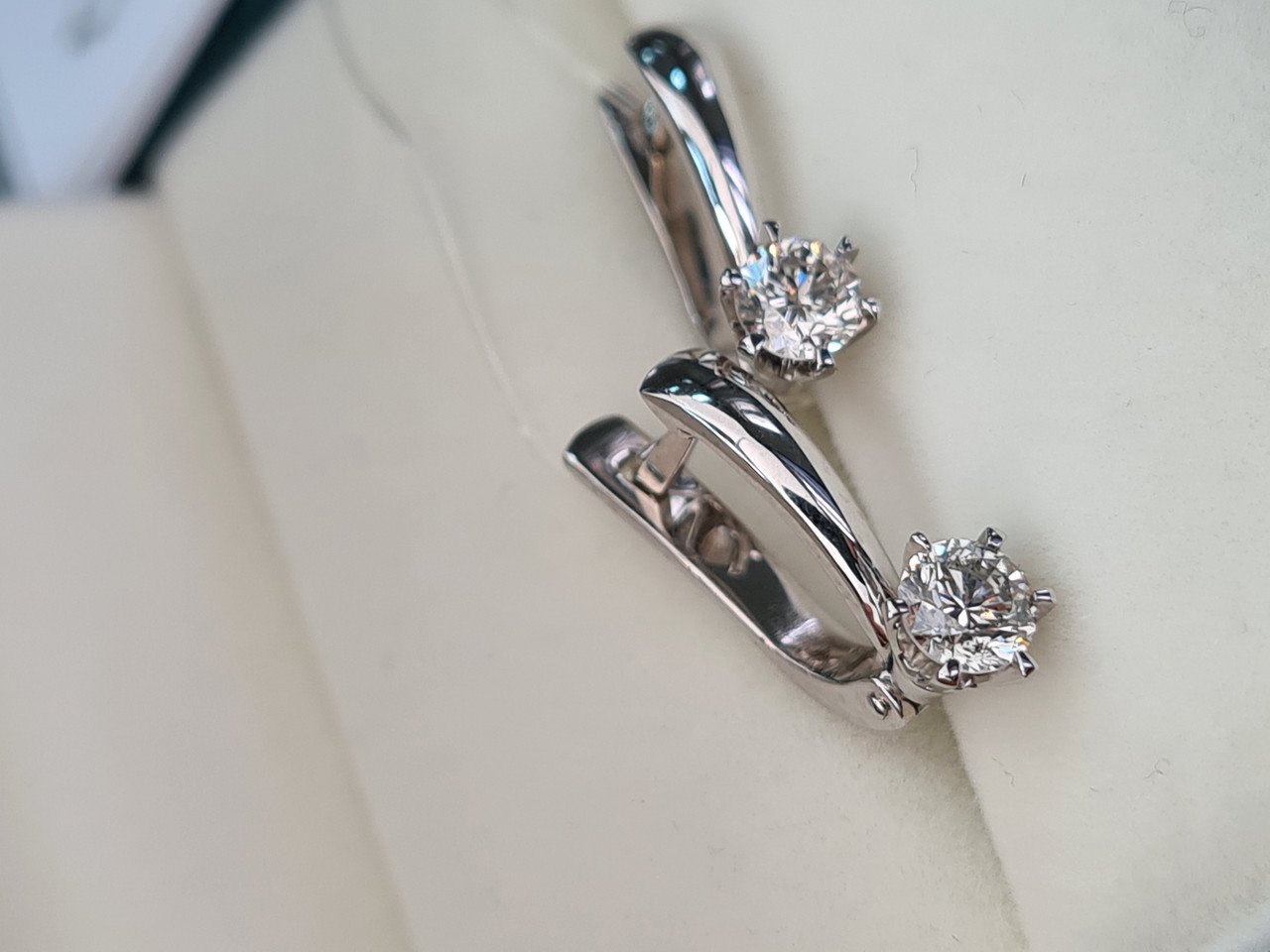 Серьги Deimantas 90790646 3,14гр 0,60ct. купить,NaN