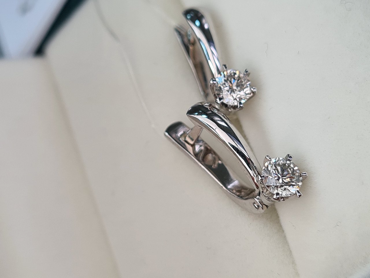 Серьги Deimantas 90790646 3,14гр 0,60ct. купить,NaN