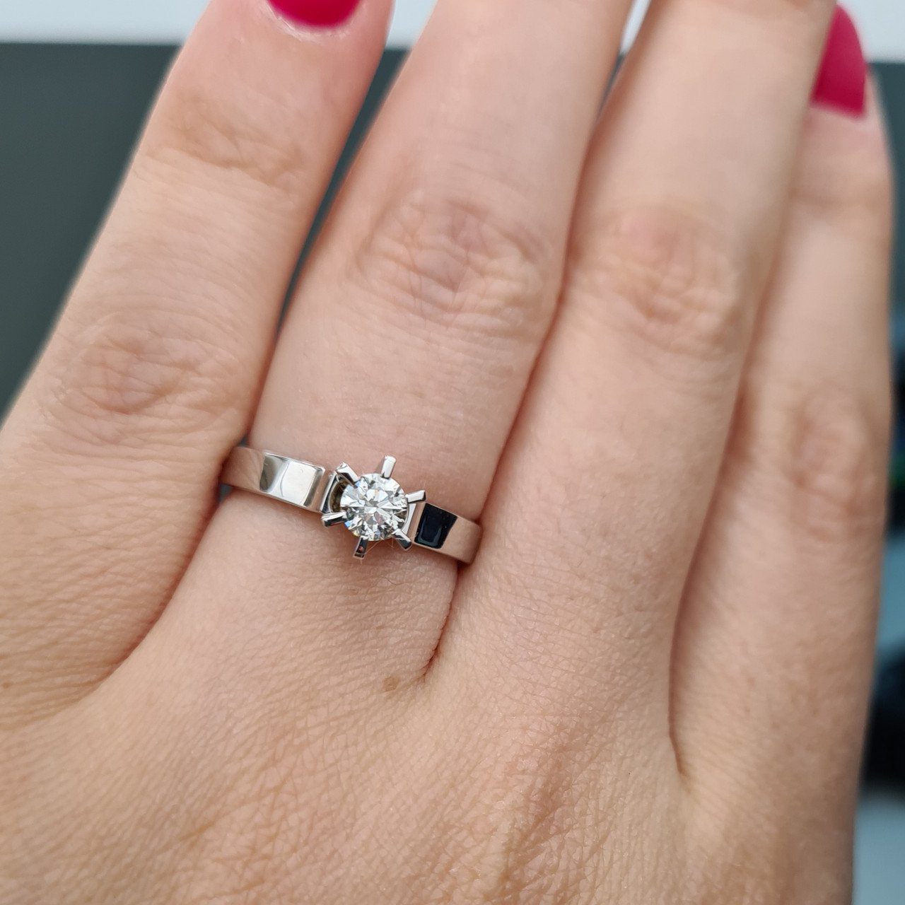 Кольцо Deimantas 90790724 16,5р 3,32гр 0,31ct. купить,NaN