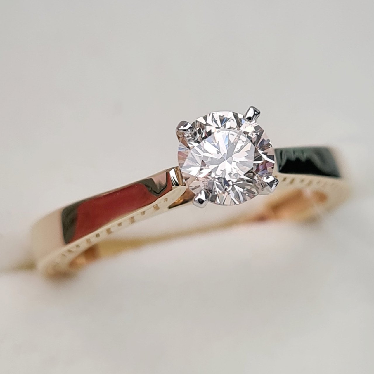 Кольцо Deimantas 90791533 16,51р 2,64гр 0,54ct. купить,NaN