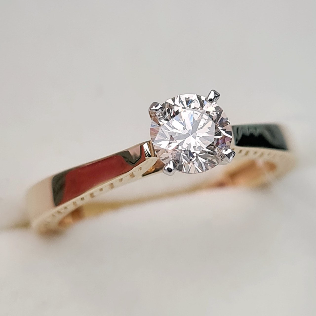 Кольцо Deimantas 90791533 16,51р 2,64гр 0,54ct. купить,NaN