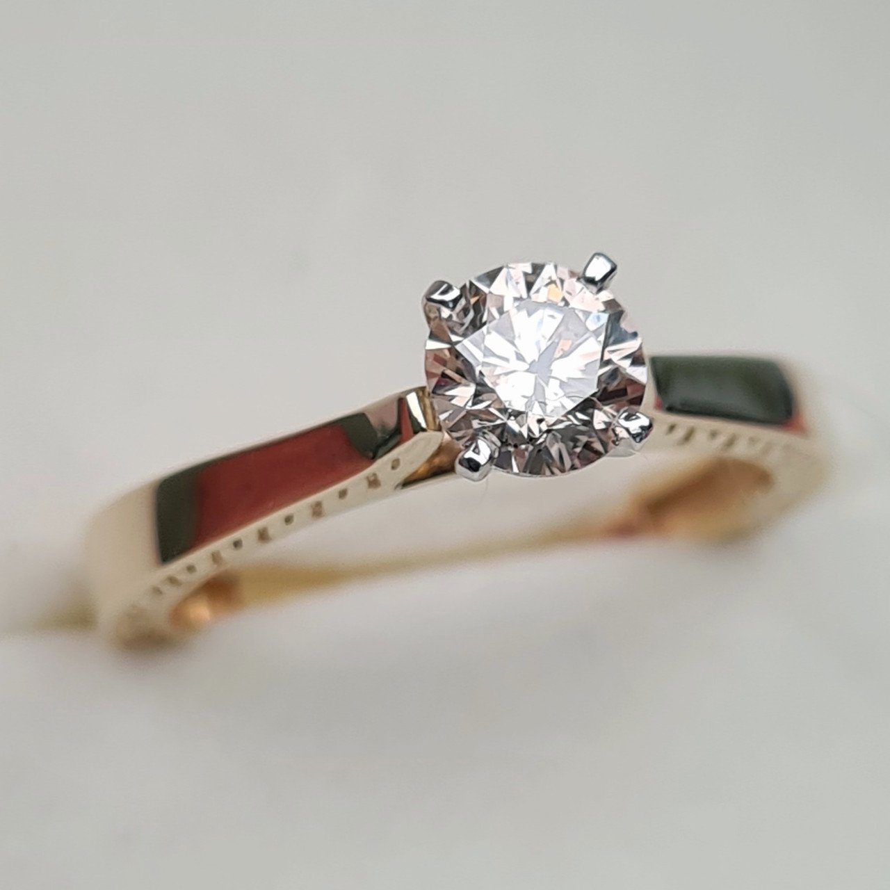 Кольцо Deimantas 90791533 16,51р 2,64гр 0,54ct. купить,NaN