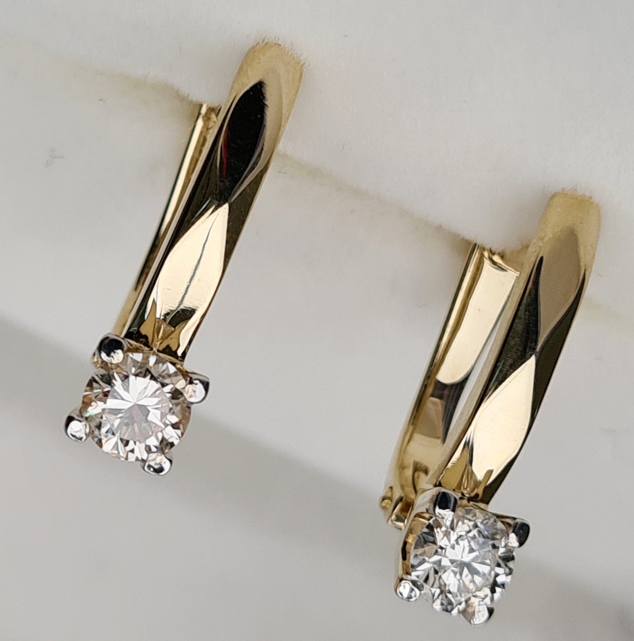 Серьги Deimantas 97085259 2,49гр 0,39ct. купить,NaN