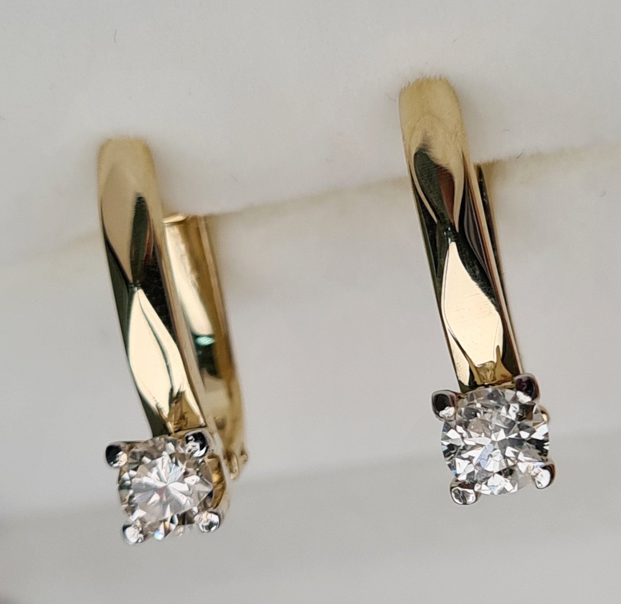 Серьги Deimantas 97085259 2,49гр 0,39ct. купить,NaN