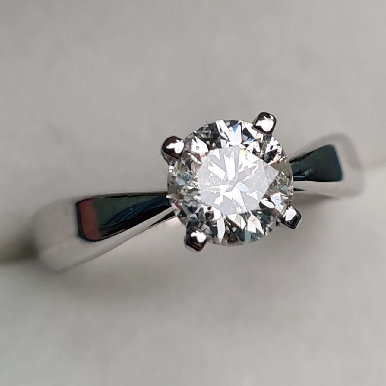 Кольцо Deimantas 95131260 16,5р 3,23гр 1,00ct. купить,NaN